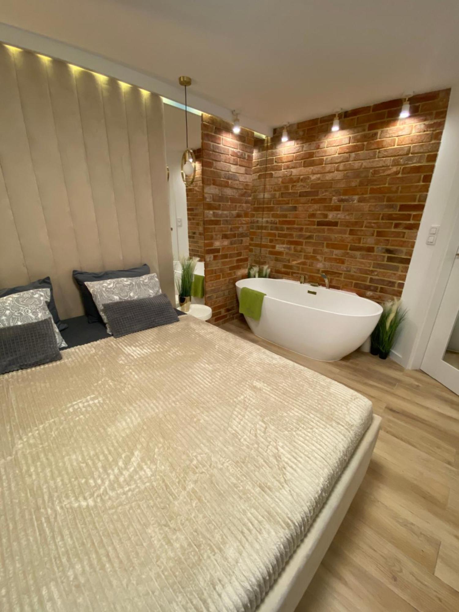 Apartament Moloo I Ostróda Exteriör bild
